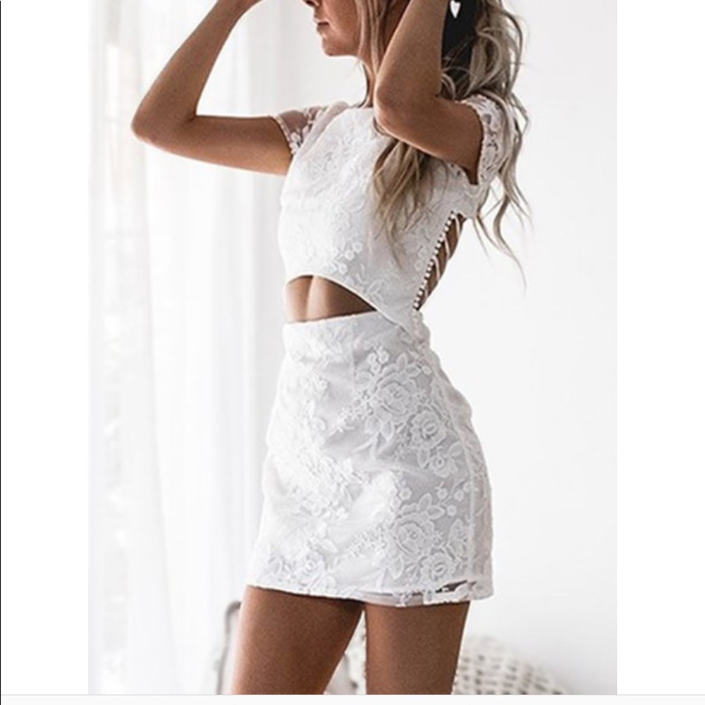 white lace floral dress - Picture 2 of 5